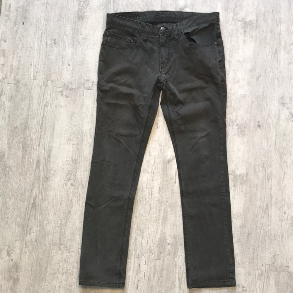COMUNE Men’s Skinny Jeans